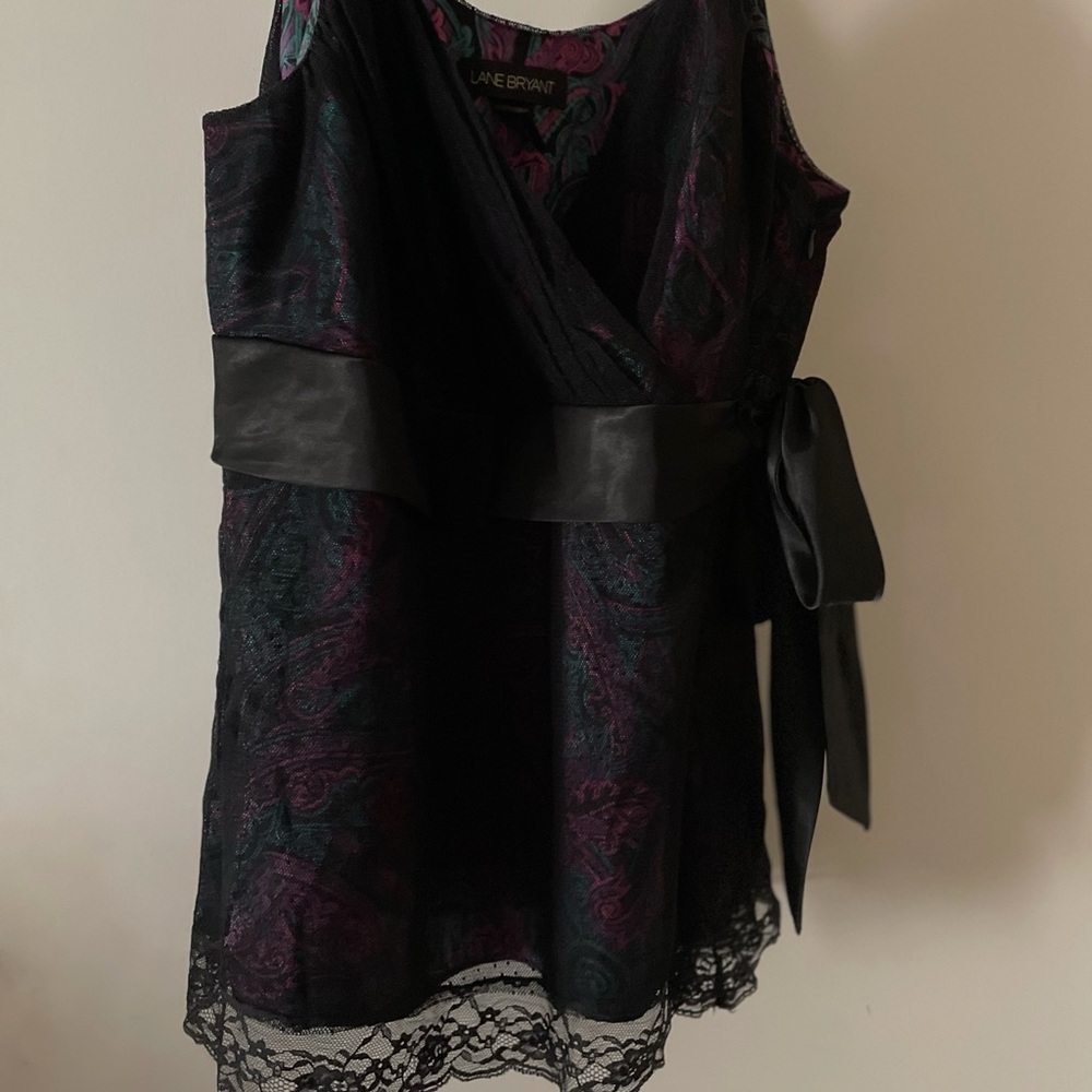 Beautiful black lace tank with bow.